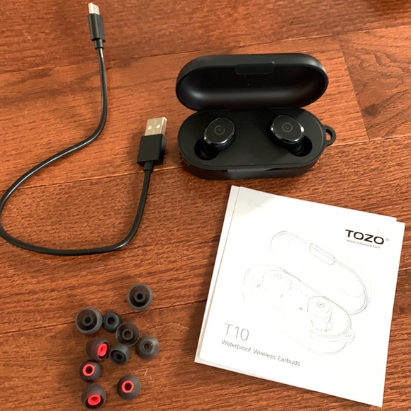 Wireless waterproof earbuds — worn twice - Picture 3 of 5